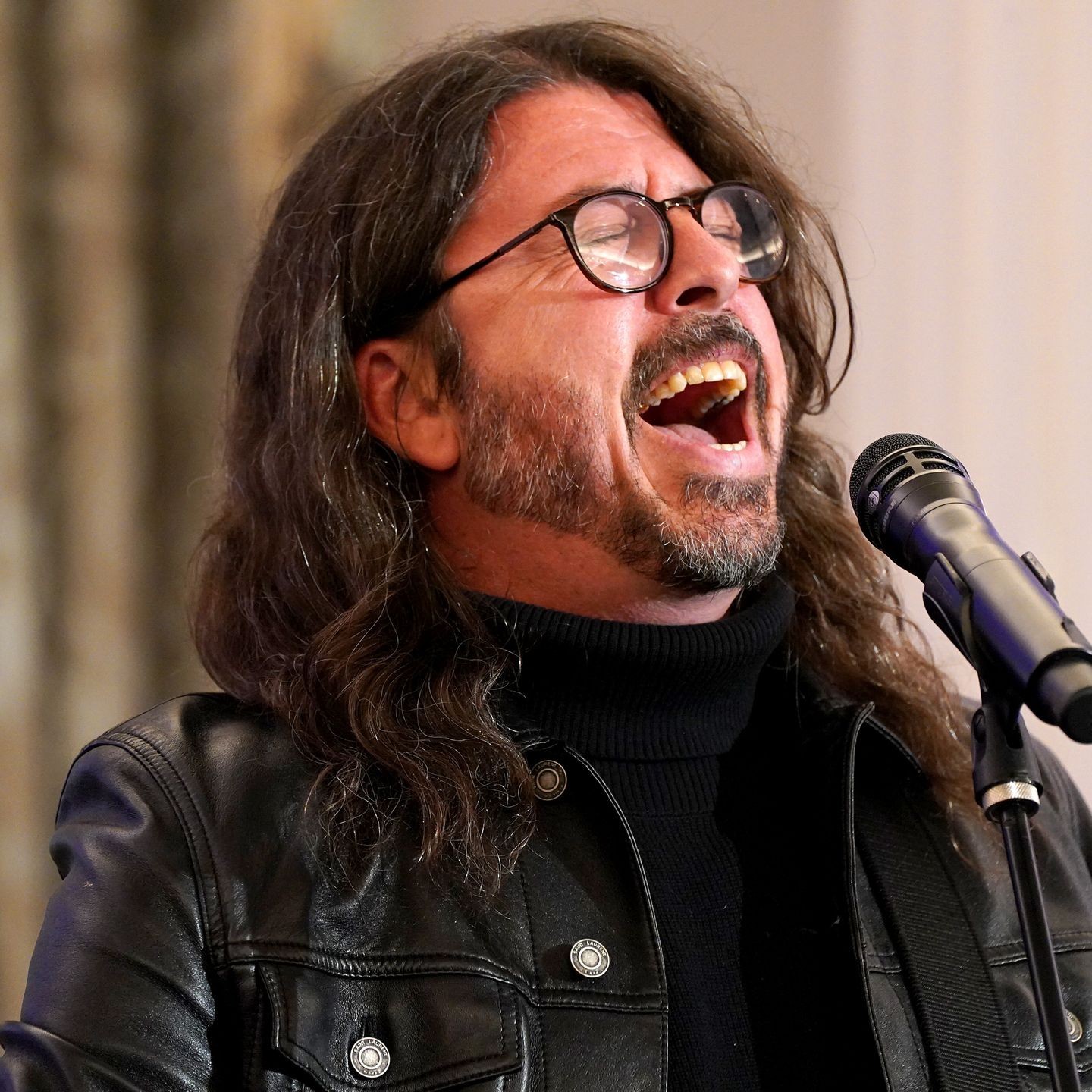 I’M Ending my music career: Dave Grohl announced his leaving music due to his wife mental health…