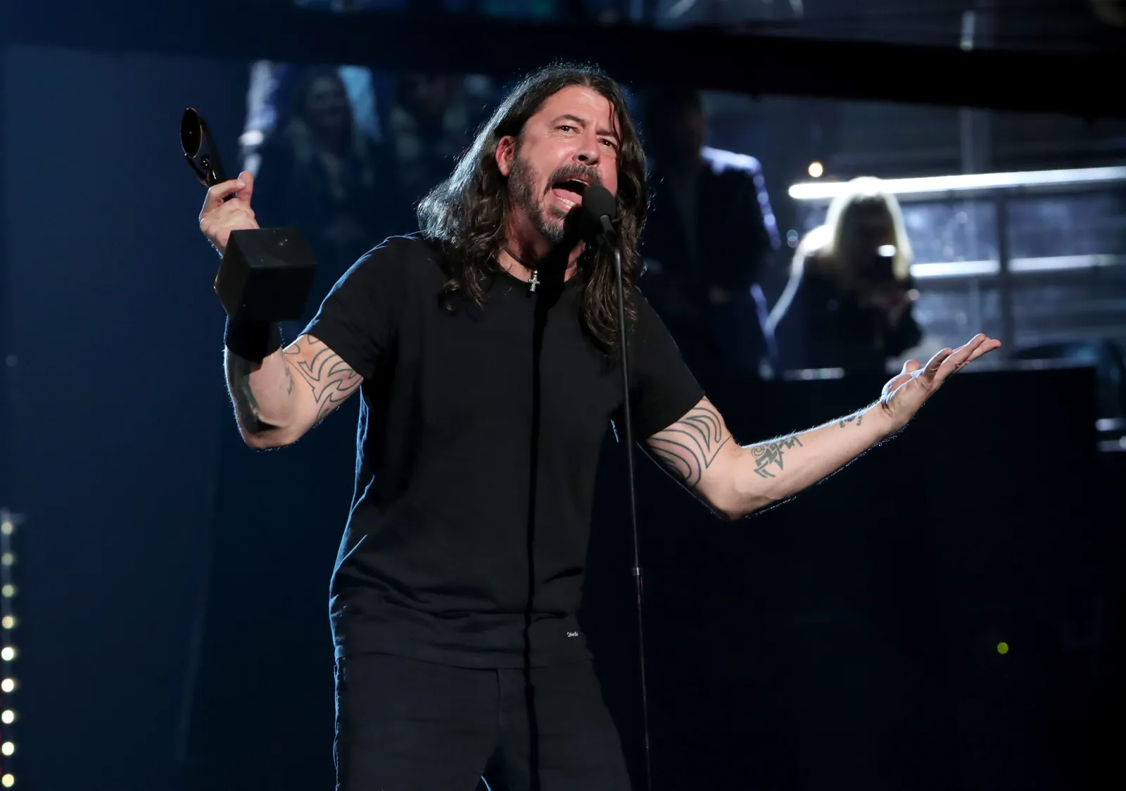 BOMBSHELL ANNOUNCEMENT: Foo Fighters Frontman Dave Grohl has been banned and suspended from music, As he was tested positive of…
