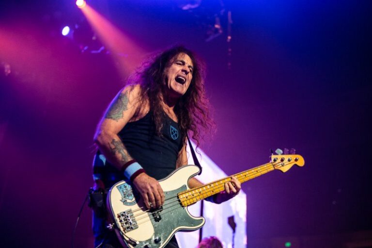Iron-Maiden_BLS-4671-76p0i8mykezz0k3iu16ywtpwprne2uz298096fo5suz